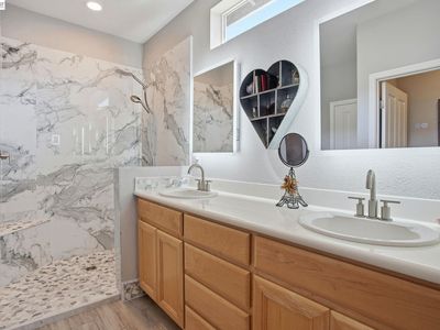 1048 Diamante Dr