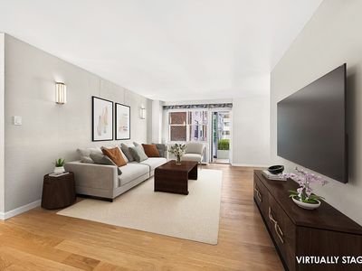 303 W 66th St APT 4KE