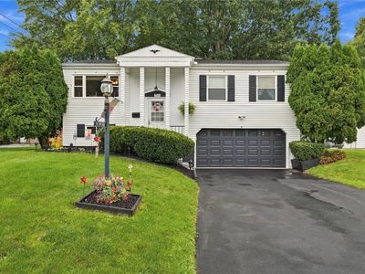 1369 Wakefield Dr