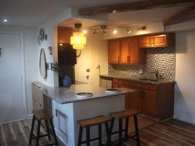 108 Oak Ln APT 4