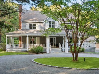 10 Oak Dr