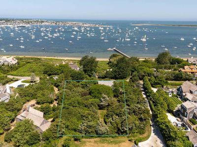 61 Monomoy Rd
