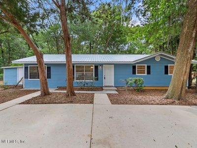 110 KAREN Drive