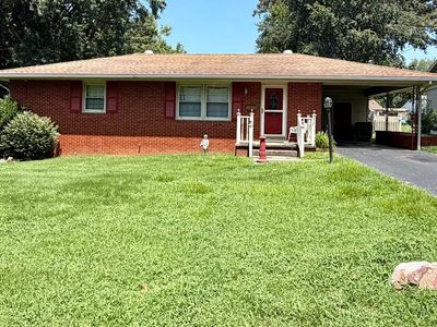 677 Cherokee St