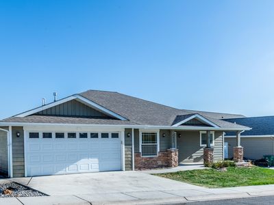 2423 Aspen Grove Dr