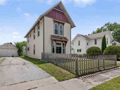 122 Palmer Ave