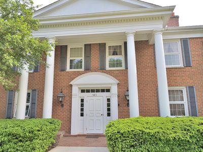 521 Coventry Ln APT 16