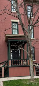 125 Edward St APT 1C