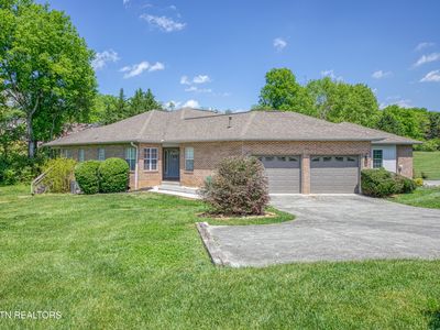180 Hidden Oaks Ln