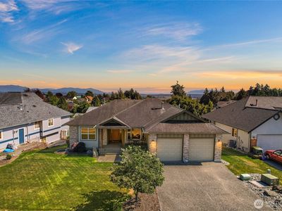 2561 Lakeridge Drive