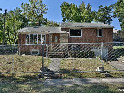 Property at 10 Plateau Ave, Fort Lee, NJ