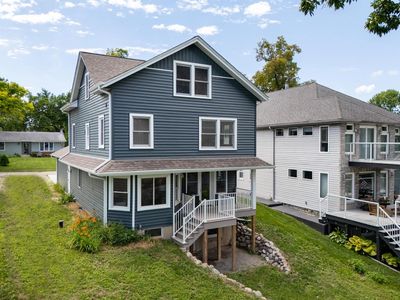 W188S7598 Oak Grove DRIVE