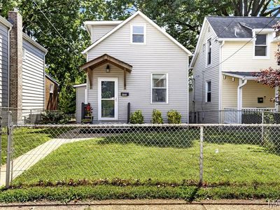 4166 Schiller Pl