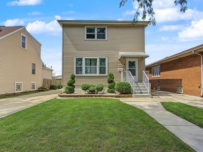13148 S Escanaba Ave