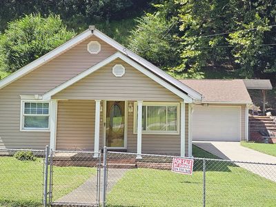 48 Navigator Ln