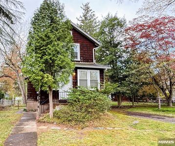 431 Cedar Ave