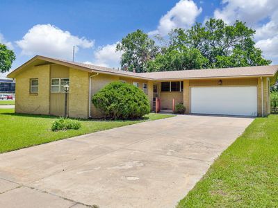 1401 N Lynnhurst Ave