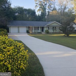 175 Bristol Ln