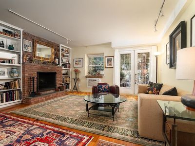 432 E 85th St APT 1R