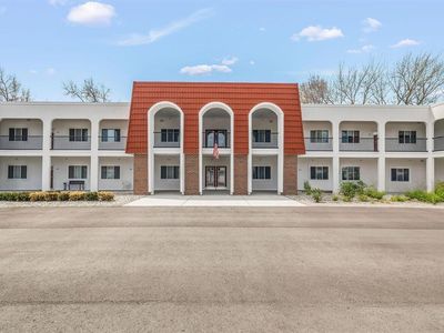 9035 Greenway Blvd APT C48