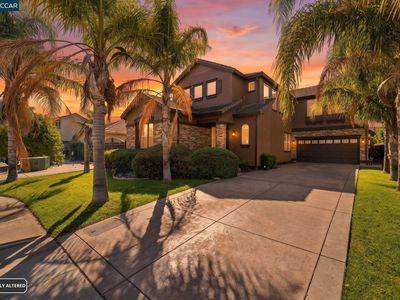 1608 Maxwell Ln