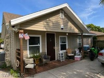 5625 7th AVE
