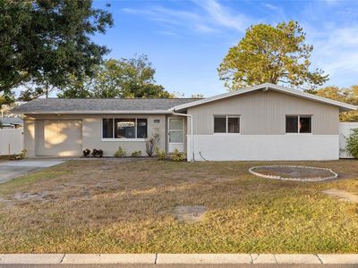 13705 Jamaica Dr