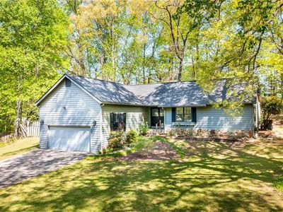 4521 Parkcrest Ct NE