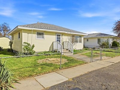 444 S Almira Ave