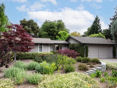 1919 Barbara Dr