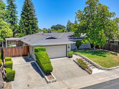 1402 Mallard Ln