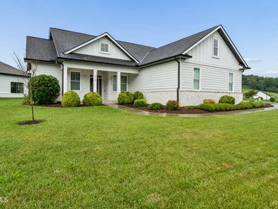 576 Gardenia Dr