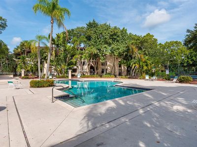 4201 W McNab Rd APT 27