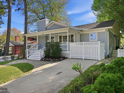 903 Parker Ave