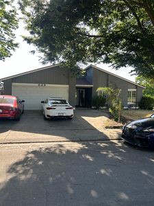 629 E Fort Henry Dr