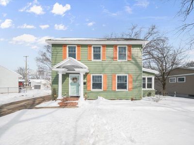 1186 Hampden Rd