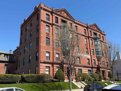 401 State Street #M-301