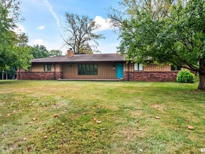 Property at 8476 Old Jacksonville Rd, Pleasant Plains, IL