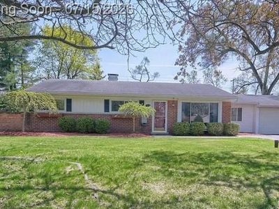 37711 Carson St