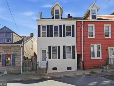 624 Poplar St