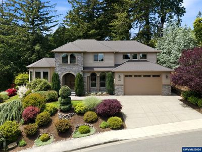 450 Augusta St SE