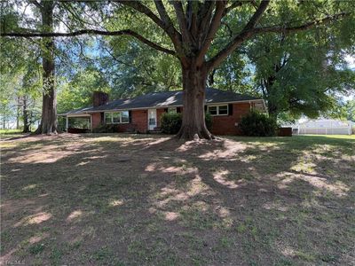 Property at 2975 Bellaire Cir, Walkertown, NC