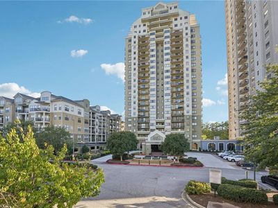 799 Hammond Dr UNIT 402