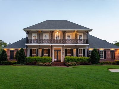 464 Arbor View Dr
