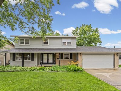 Property at 91 Kendal Rd, Elk Grove Village, IL