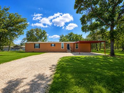 24319 Hickory Pass