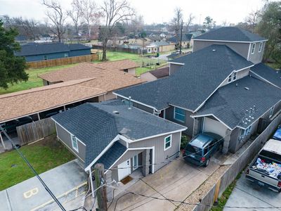 Property at 2010 Caplin St, Houston, TX