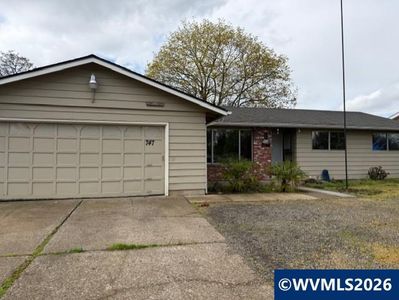 747 49th Ave SE