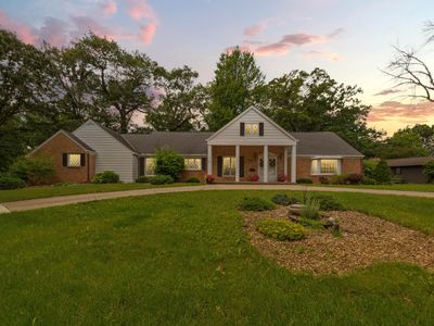 2100 Linn Dr