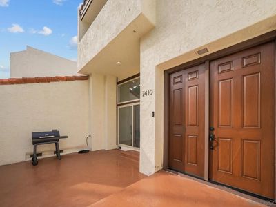 7410 Caminito Carlotta